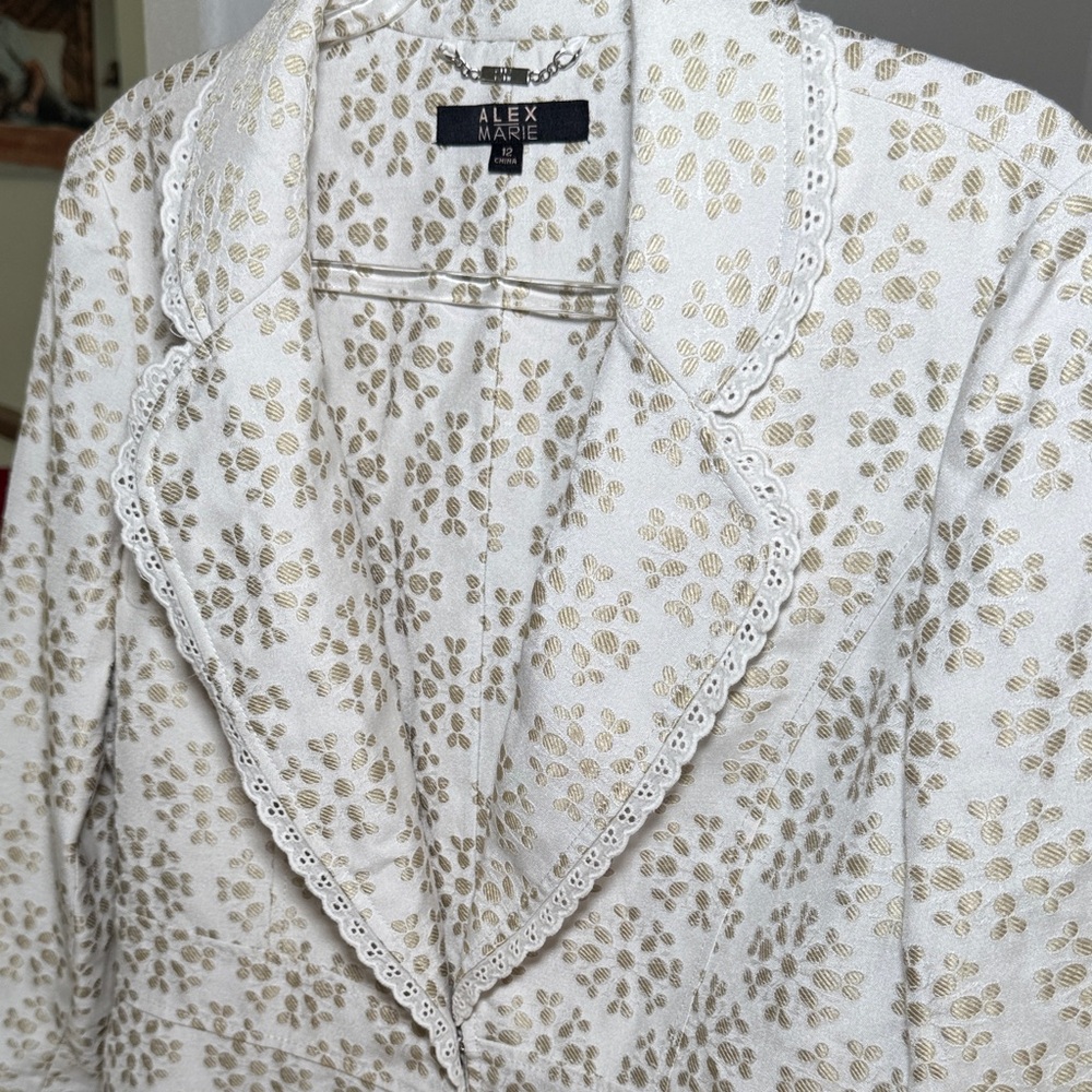 Alex Marie White & Gold Floral Textured Blazer Jacket Women’s Size 12 - Picture 3 of 13